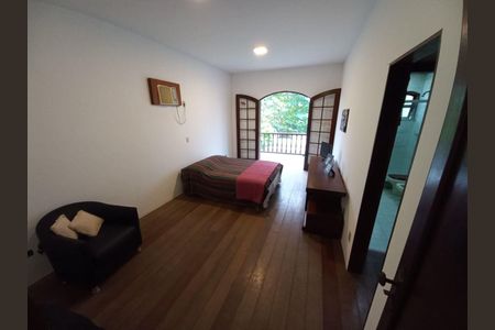 Casa à venda com 4 quartos, 447m² em Barra da Tijuca, Rio de Janeiro