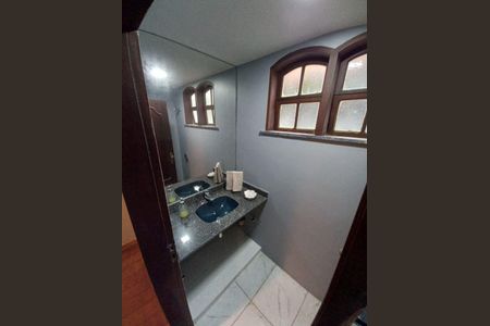 Casa à venda com 447m², 4 quartos e 4 vagas