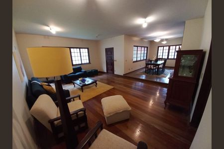 Casa à venda com 4 quartos, 447m² em Barra da Tijuca, Rio de Janeiro