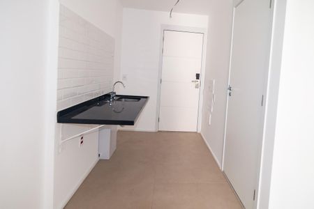 Apartamento para alugar com 24m², 0 quarto e sem vaga