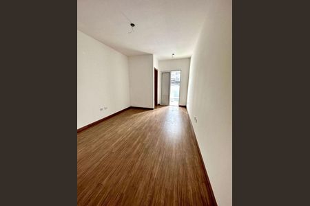 Casa à venda com 3 quartos, 110m² em Jardim Santo Antoninho, São Paulo