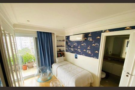 Apartamento à venda com 330m², 4 quartos e 3 vagas