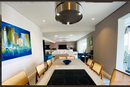 Apartamento à venda com 330m², 4 quartos e 3 vagas