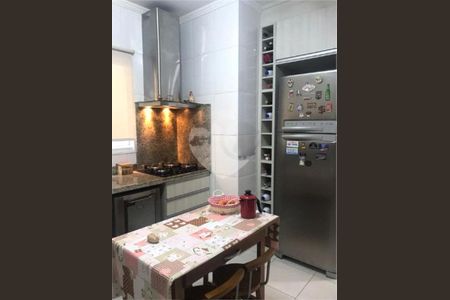 Casa à venda com 3 quartos, 375m² em Cidade Mãe do Céu, São Paulo