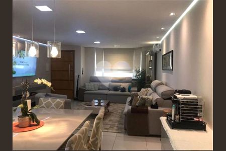 Casa à venda com 3 quartos, 375m² em Cidade Mãe do Céu, São Paulo