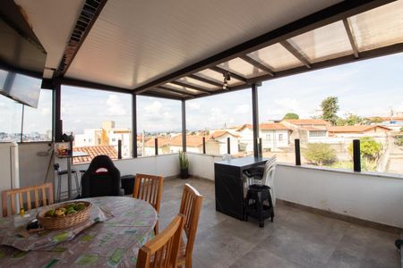 Apartamento à venda com 120m², 3 quartos e 2 vagas Apartamento à venda com 120m², 3 quartos e 2 vagasÁrea da Cobertura