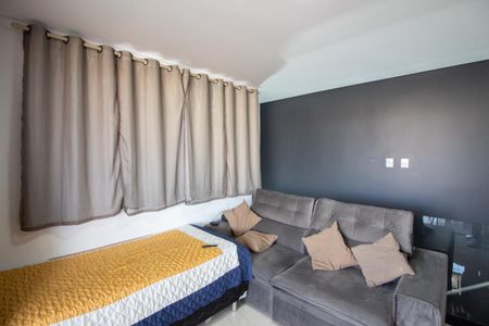 Apartamento à venda com 120m², 3 quartos e 2 vagas Apartamento à venda com 120m², 3 quartos e 2 vagasSala 2