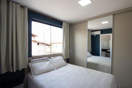 Apartamento à venda com 120m², 3 quartos e 2 vagas Apartamento à venda com 120m², 3 quartos e 2 vagasSuíte