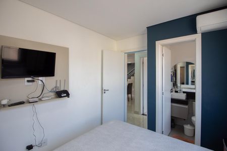 Apartamento à venda com 120m², 3 quartos e 2 vagas Apartamento à venda com 120m², 3 quartos e 2 vagasSuíte