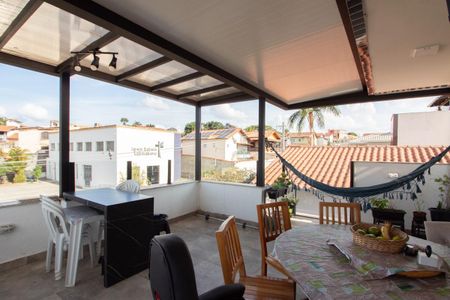 Apartamento à venda com 120m², 3 quartos e 2 vagas Apartamento à venda com 120m², 3 quartos e 2 vagasÁrea da Cobertura