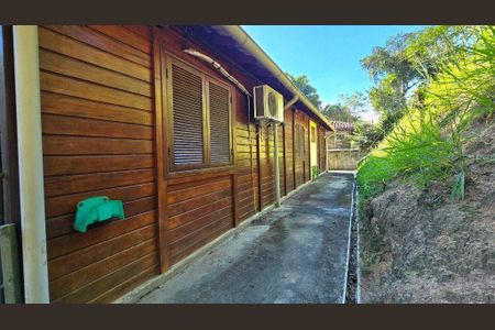 Casa à venda com 360m², 4 quartos e 6 vagas