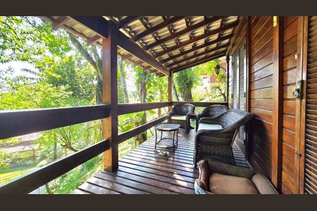 Casa à venda com 360m², 4 quartos e 6 vagas