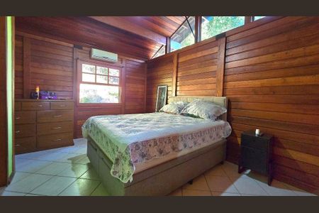 Casa à venda com 360m², 4 quartos e 6 vagas