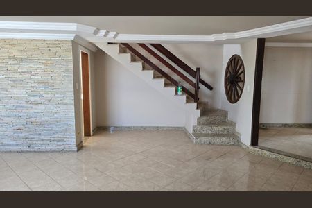 Sala de apartamento para alugar com 3 quartos, 267m² em Planalto, Belo Horizonte
