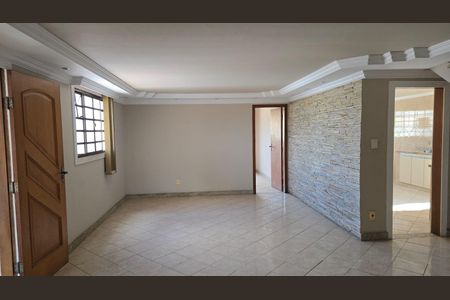 Sala de apartamento para alugar com 3 quartos, 267m² em Planalto, Belo Horizonte