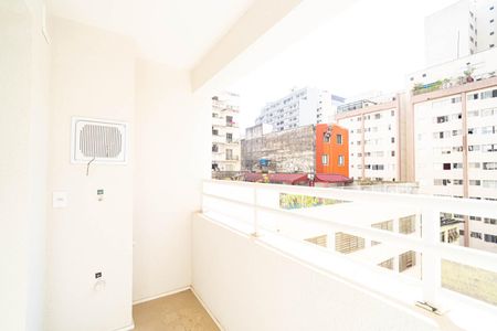 Studio para alugar com 24m², 1 quarto e sem vaga Studio para alugar com 24m², 1 quarto e sem vagaSacada