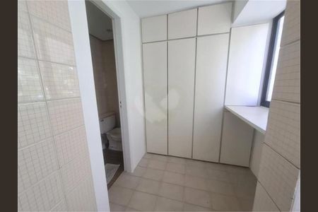 Apartamento à venda com 90m², 2 quartos e 2 vagas