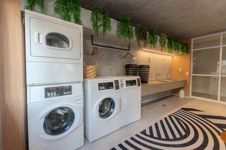Studio para alugar com 24m², 1 quarto e sem vaga Studio para alugar com 24m², 1 quarto e sem vagaLavanderia