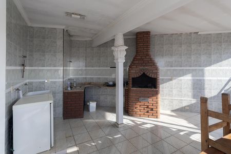 Casa para alugar com 300m², 4 quartos e 6 vagas Casa para alugar com 300m², 4 quartos e 6 vagasEspaço Gourmet