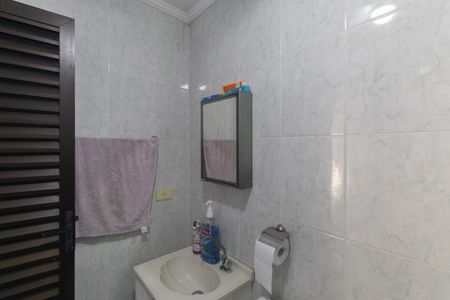 Casa para alugar com 300m², 4 quartos e 6 vagas Casa para alugar com 300m², 4 quartos e 6 vagasv