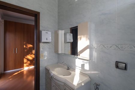 Casa para alugar com 300m², 4 quartos e 6 vagas Casa para alugar com 300m², 4 quartos e 6 vagasBanheiro da Suíte 3