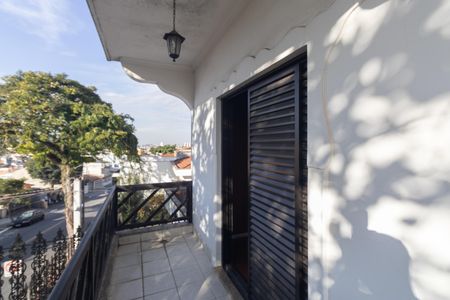 Casa para alugar com 300m², 4 quartos e 6 vagas Casa para alugar com 300m², 4 quartos e 6 vagasVaranda da Suíte 3