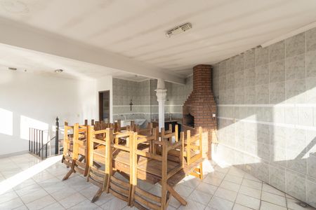 Casa para alugar com 300m², 4 quartos e 6 vagas Casa para alugar com 300m², 4 quartos e 6 vagasEspaço Gourmet
