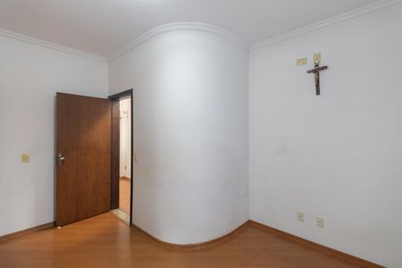 Casa para alugar com 300m², 4 quartos e 6 vagas Casa para alugar com 300m², 4 quartos e 6 vagasSuíte 4