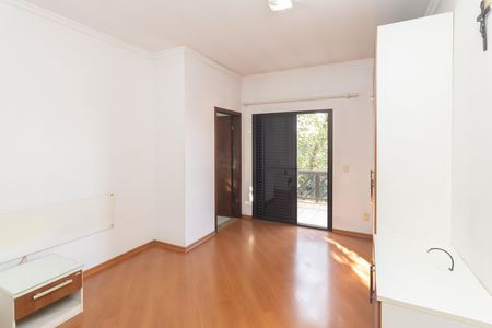 Casa para alugar com 300m², 4 quartos e 6 vagas Casa para alugar com 300m², 4 quartos e 6 vagasSuíte 3