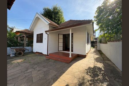 Casa à venda com 275m², 2 quartos e 1 vaga Casa à venda com 275m², 2 quartos e 1 vagaQuintal