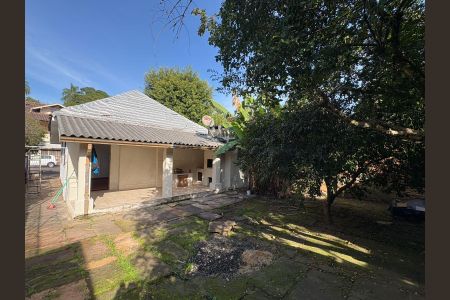 Casa à venda com 275m², 2 quartos e 1 vaga Casa à venda com 275m², 2 quartos e 1 vagaQuintal