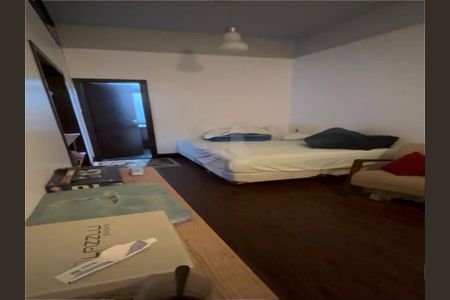 Casa à venda com 4 quartos, 160m² em Jardim Marajoara, São Paulo