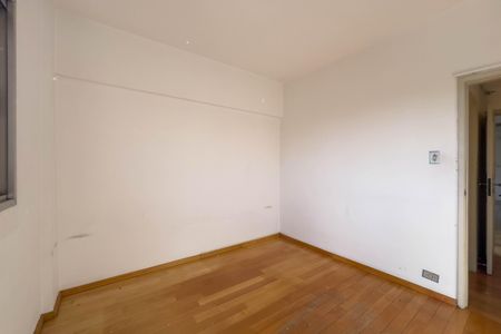 Apartamento para alugar com 191m², 3 quartos e 2 vagas Apartamento para alugar com 191m², 3 quartos e 2 vagasQuarto 3