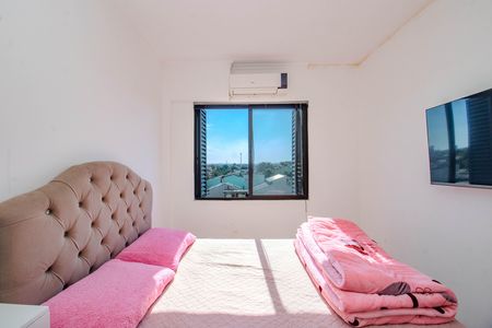 Quarto 1 de apartamento à venda com 2 quartos, 52m² em Sarandi, Porto Alegre