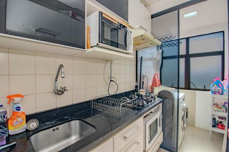 Apartamento à venda com 52m², 2 quartos e 1 vaga Apartamento à venda com 52m², 2 quartos e 1 vagaCozinha e Área de Serviço
