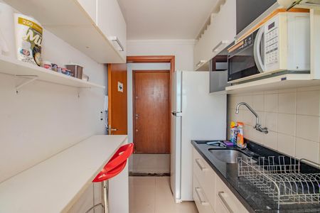 Apartamento à venda com 52m², 2 quartos e 1 vaga Apartamento à venda com 52m², 2 quartos e 1 vagaCozinha e Área de Serviço