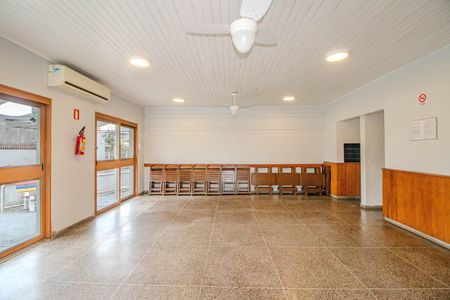 Apartamento à venda com 52m², 2 quartos e 1 vaga Apartamento à venda com 52m², 2 quartos e 1 vagaÁrea comum - Salão de festas