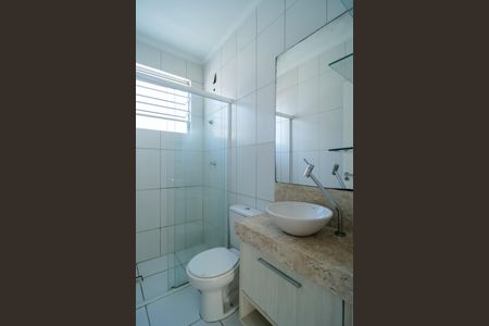 Apartamento para alugar com 55m², 2 quartos e 1 vaga Apartamento para alugar com 55m², 2 quartos e 1 vagaBanheiro