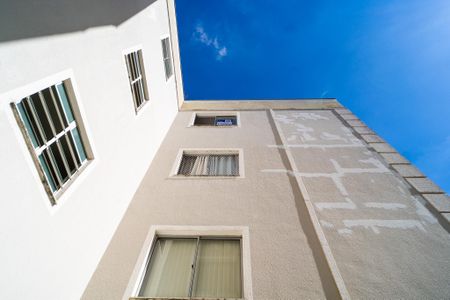 Apartamento para alugar com 55m², 2 quartos e 1 vaga Apartamento para alugar com 55m², 2 quartos e 1 vagaFachada do bloco
