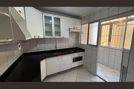 Apartamento à venda com 56m², 2 quartos e 1 vagaCozinha