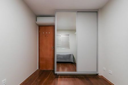 Apartamento à venda com 116m², 3 quartos e 2 vagas Apartamento à venda com 116m², 3 quartos e 2 vagasQuarto 2