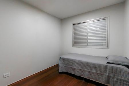 Apartamento à venda com 116m², 3 quartos e 2 vagas Apartamento à venda com 116m², 3 quartos e 2 vagasQuarto 2