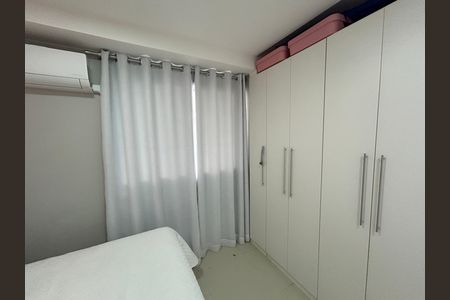 Apartamento à venda com 147m², 4 quartos e 2 vagasQuarto 4