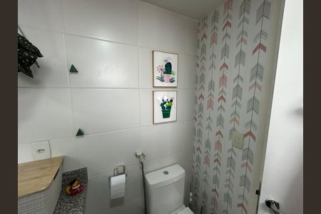 Apartamento à venda com 147m², 4 quartos e 2 vagasBanheiro do Quarto 2 - Suíte