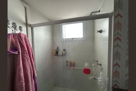 Apartamento à venda com 147m², 4 quartos e 2 vagasBanheiro do Quarto 2 - Suíte