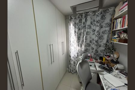 Apartamento à venda com 147m², 4 quartos e 2 vagasQuarto 1