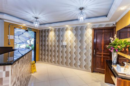 Apartamento para alugar com 65m², 2 quartos e 1 vaga Apartamento para alugar com 65m², 2 quartos e 1 vagaHall de entrada