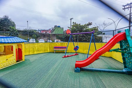 Apartamento para alugar com 65m², 2 quartos e 1 vaga Apartamento para alugar com 65m², 2 quartos e 1 vagaÁrea comum - Playground