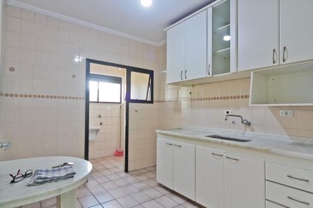 Apartamento à venda com 78m², 3 quartos e 3 vagas Apartamento à venda com 78m², 3 quartos e 3 vagasCozinha