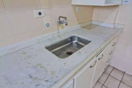 Apartamento à venda com 78m², 3 quartos e 3 vagas Apartamento à venda com 78m², 3 quartos e 3 vagasCozinha